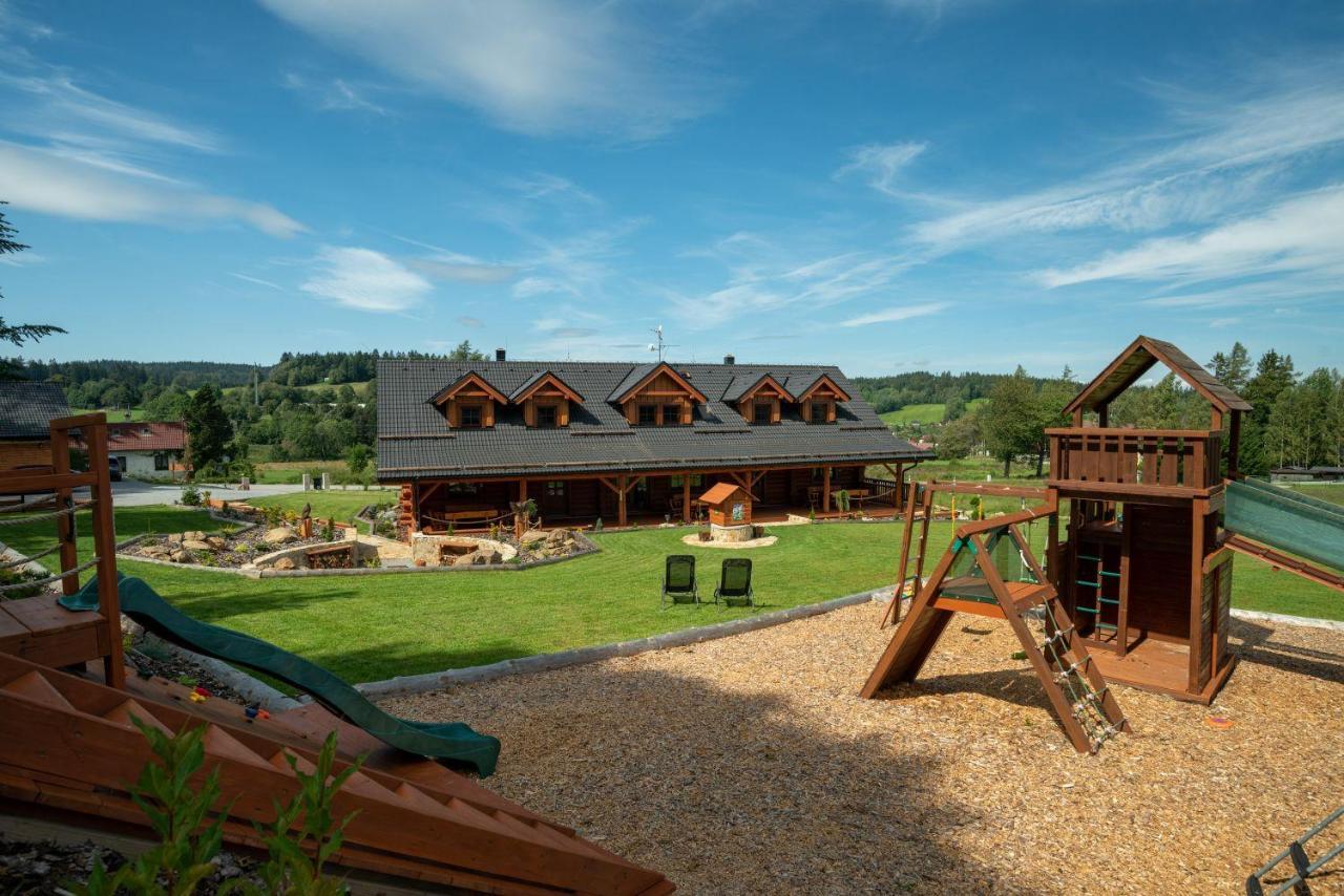 Přední Výtoň Apartmany Srub Vytonka Lipno מראה חיצוני תמונה